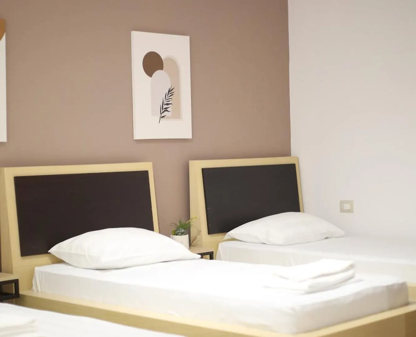 Tekb Rooms & Apartments Vlore