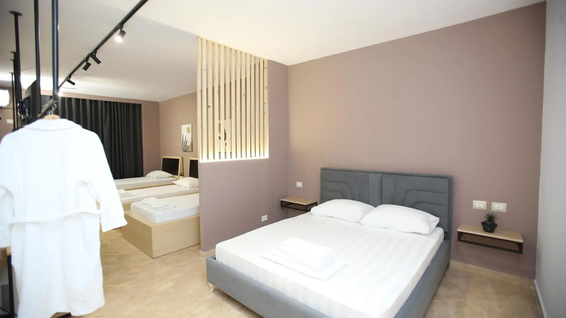 Tekb Rooms & Apartments Vlore Albania