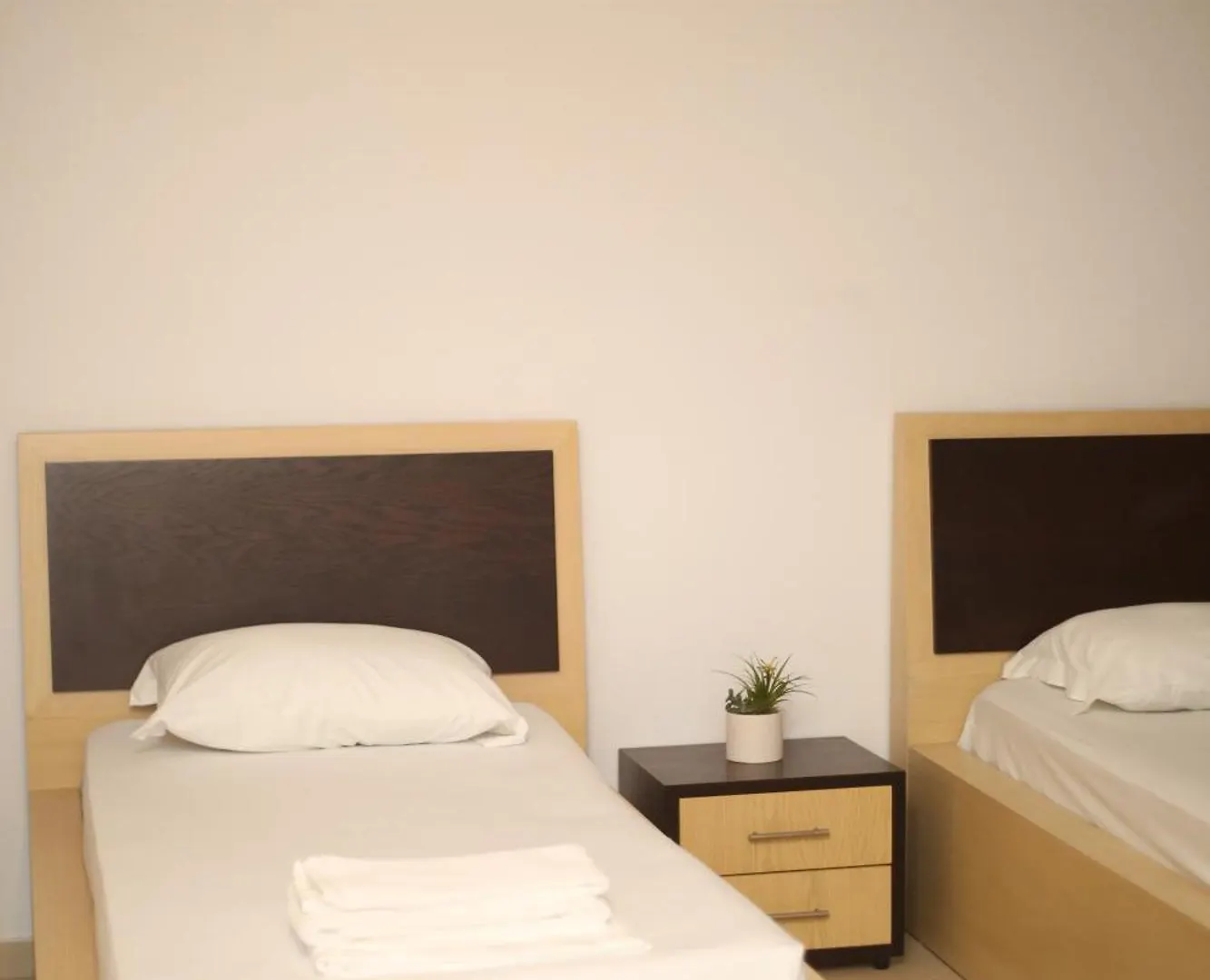 Tekb Rooms & Apartments Vlore